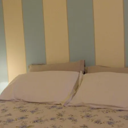 Cascina Bellezza B&B 포이리노