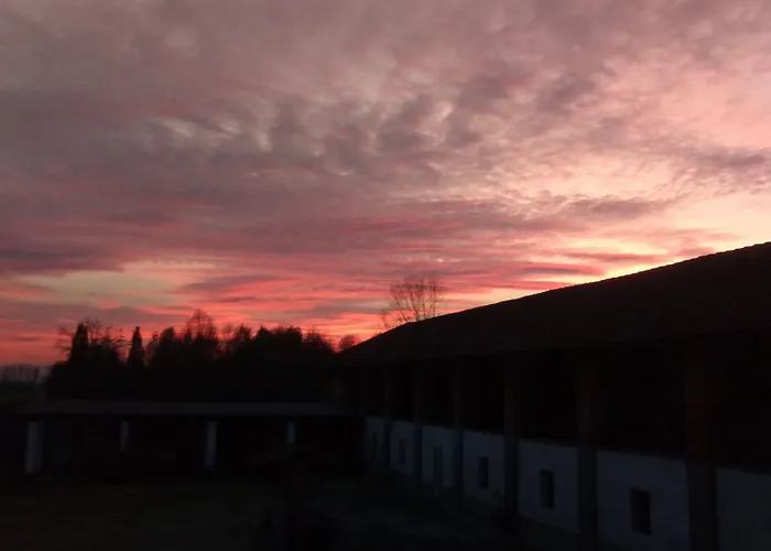 Bed & Breakfast Cascina Bellezza 3*